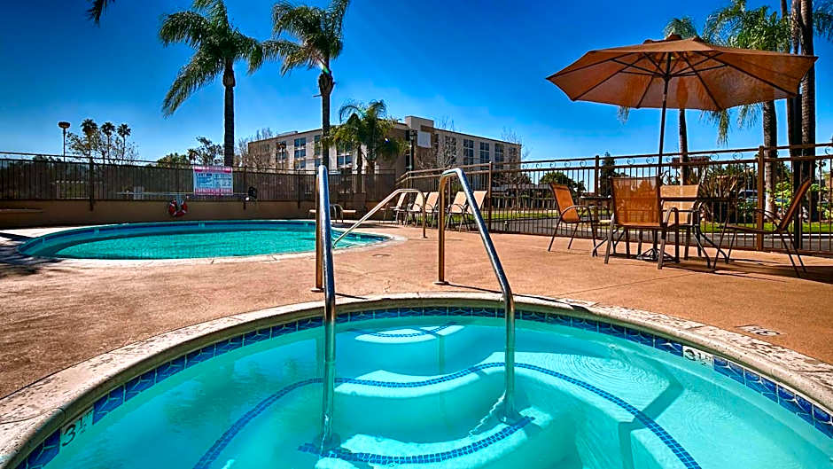 Empire Inn