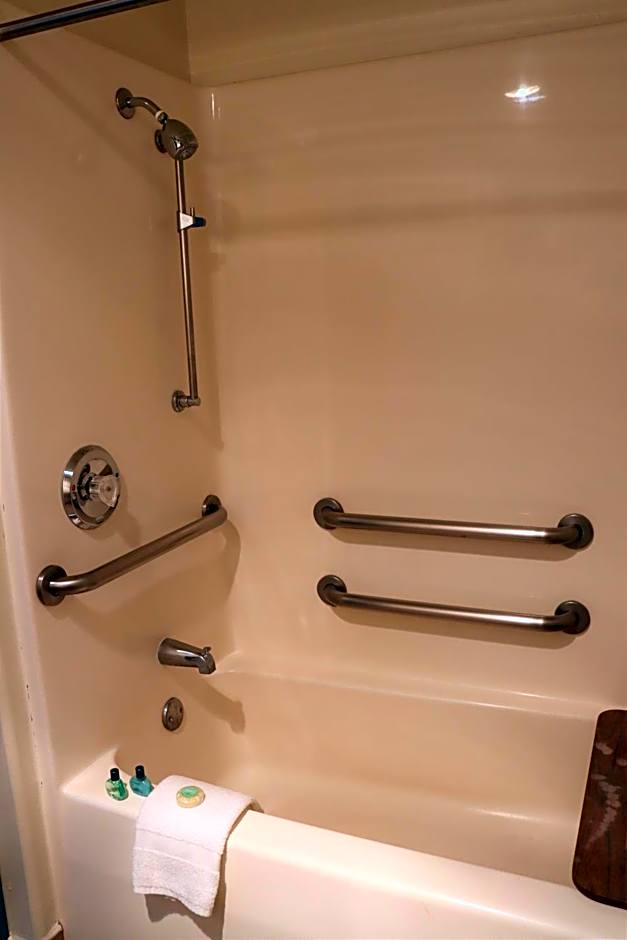 Sagebrush Inn & Suites