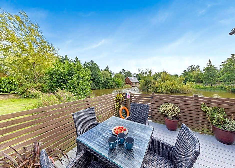Anglesey Lakeside Lodges