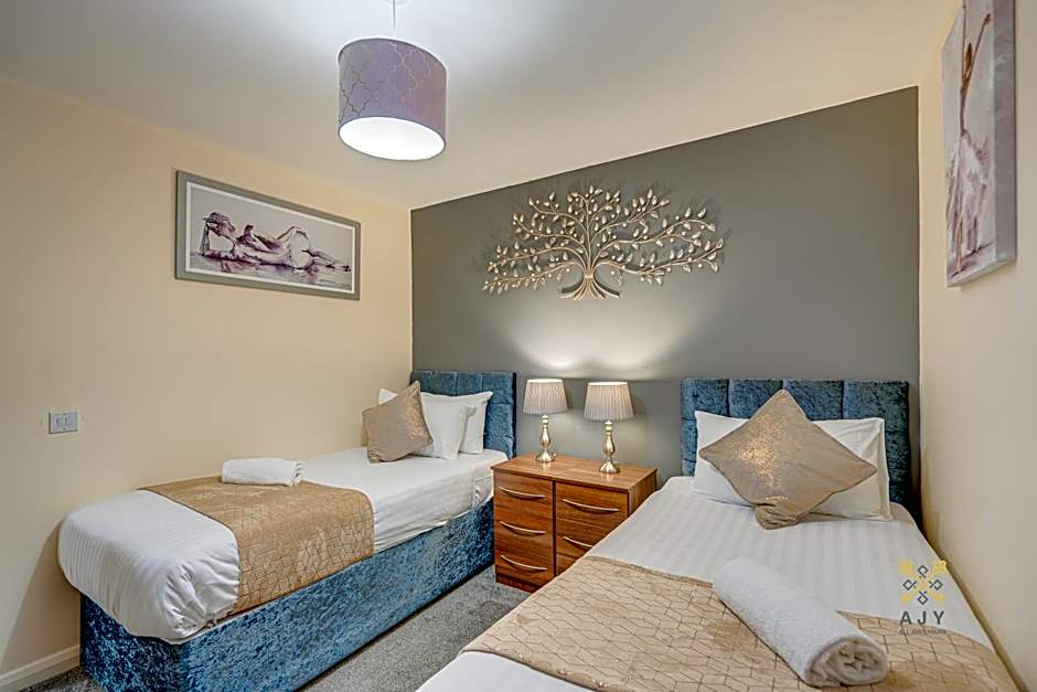 Mica Point City Centre Apartment