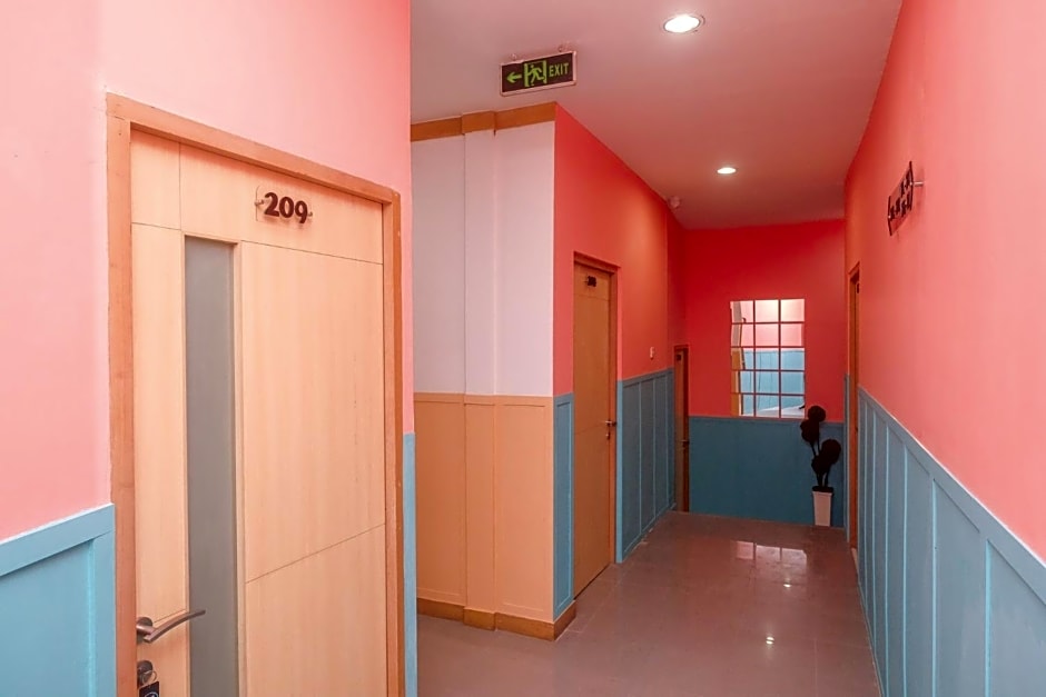 Sans Hotel City Inn Solo by RedDoorz