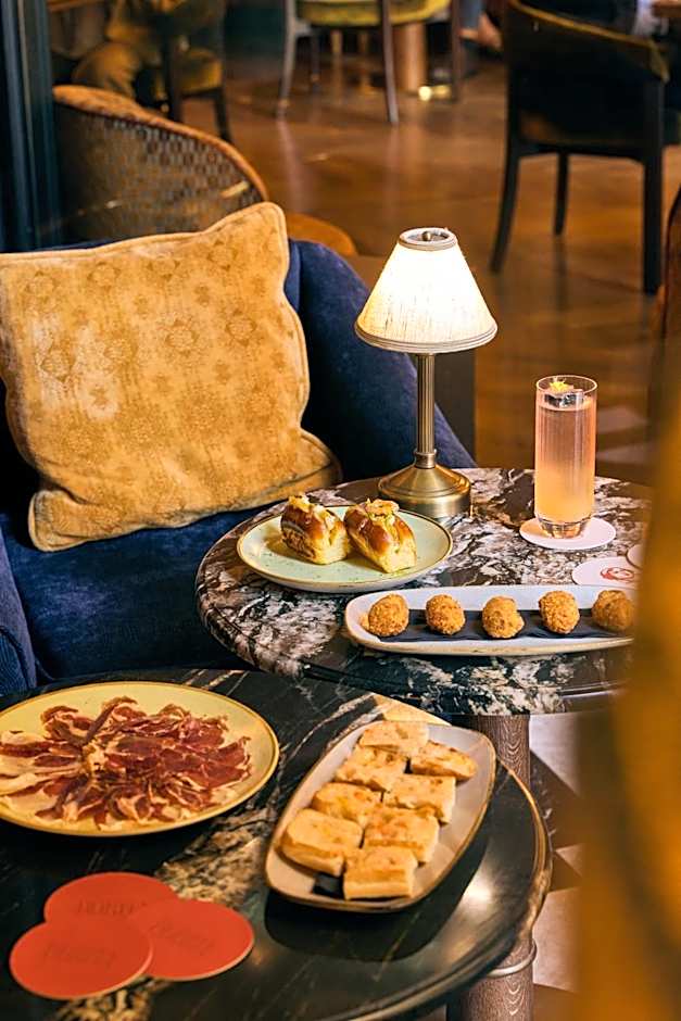 Hotel España Ocean Drive - Newly Renovated