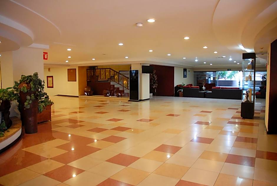 Aranzazu Plaza Kristal Aguascalientes