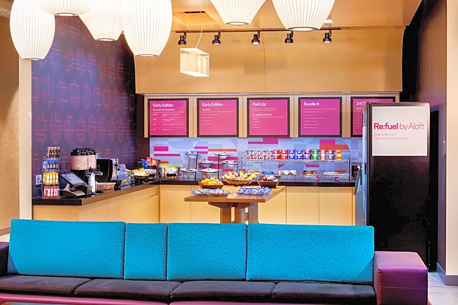 Aloft New York LaGuardia Airport