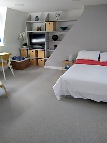 Sandra & Andrew's B&B