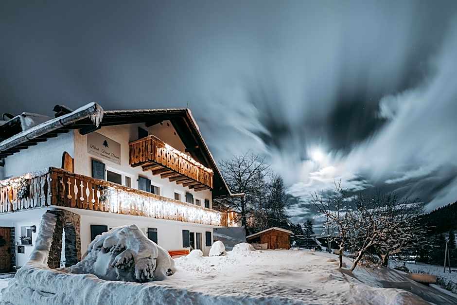 Black Forest Dream Apartments