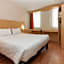 ibis Rochefort