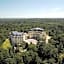 InterContinental Hotels Chantilly Chateau Mont Royal By IHG