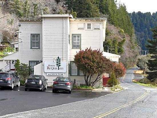 The Historic Requa Inn