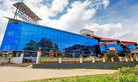 Itsy Hotels Regalia Grand, 500 Mtrs From Madikeri Fort