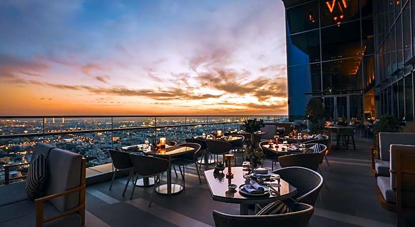 Four Seasons Hotel Kuwait at Burj Alshaya