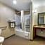 Comfort Suites East Lincoln - Mall Area