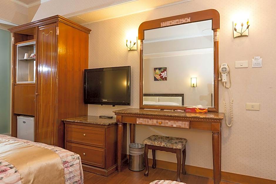 Spring Art Hotel
