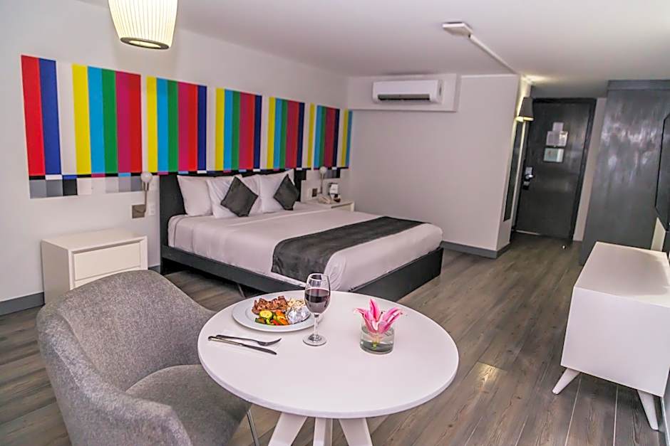 Hotel El Ejecutivo by Reforma Avenue