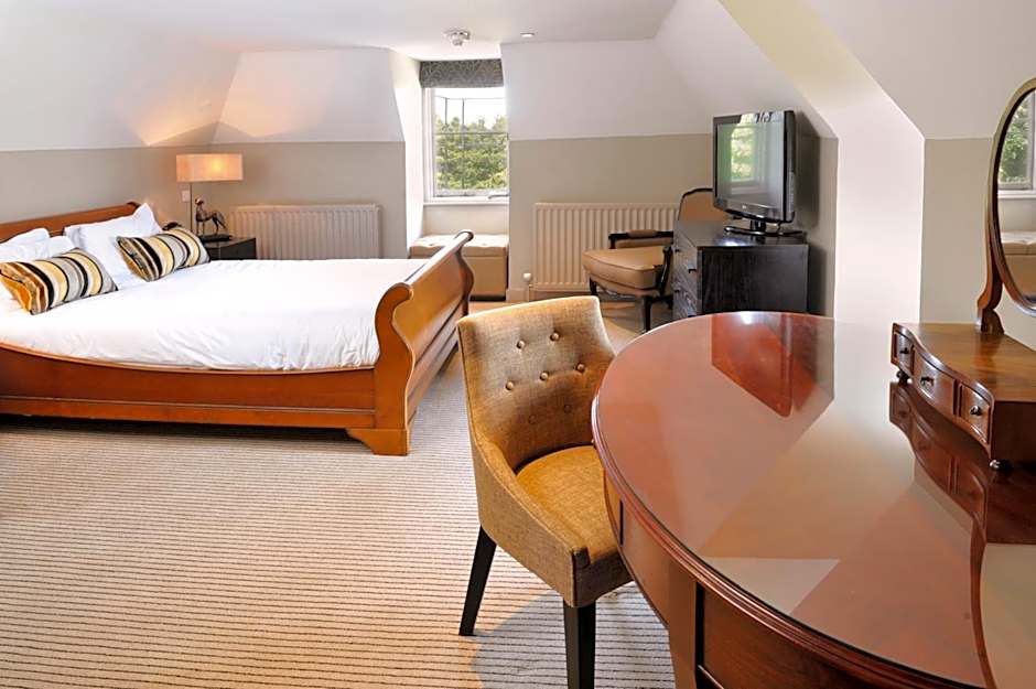 The Crown Manor House Hotel