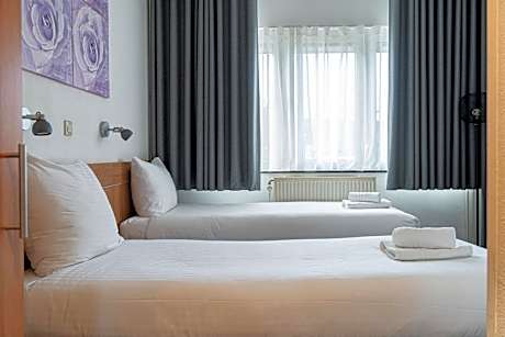 Economy Twin Room