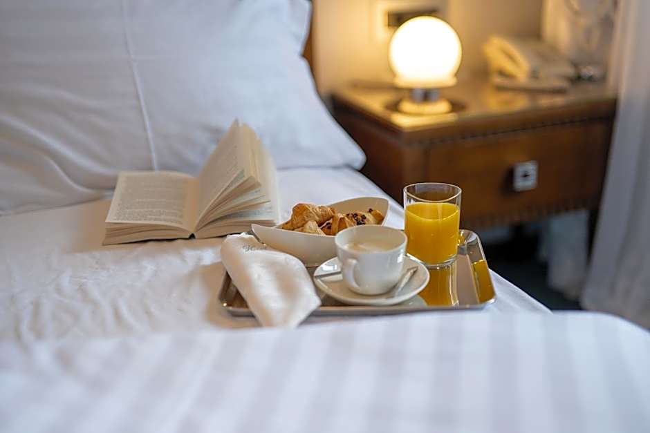 Photo 1 of 8 of Deluxe 1 Double Bed or 2 Beds, City View, Ground Floor