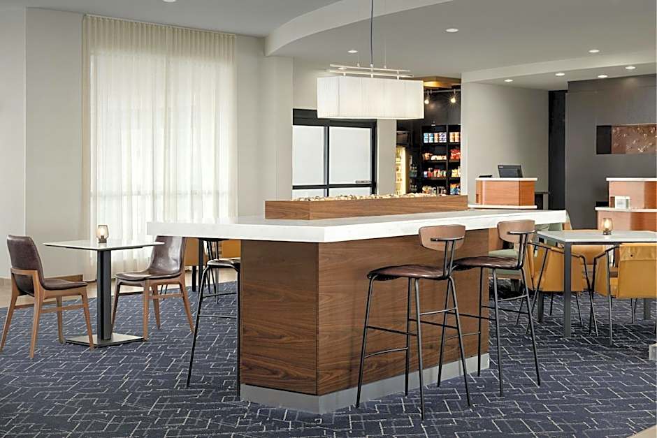 Courtyard by Marriott Salisbury