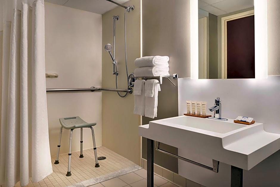 Wyndham Garden Conference Center Champaign - Urbana