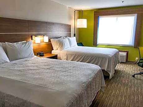 Two Bedrooms Suite with Three Beds - Non-Smoking