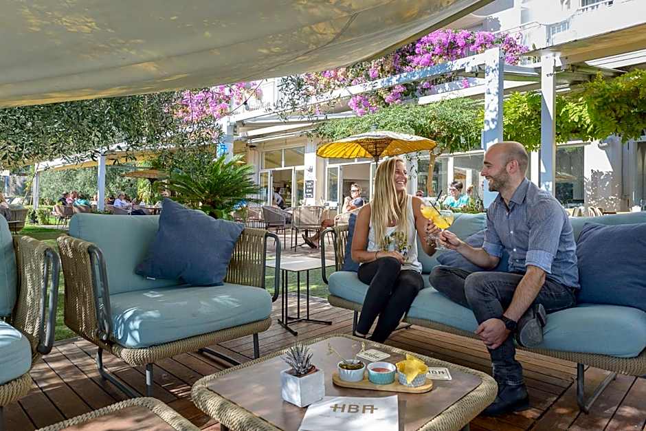 Hotel Baia Azzurra - Lake Front