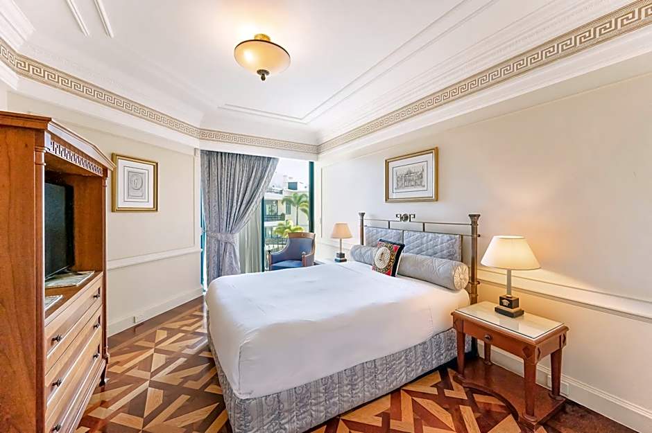 Photo 1 of 7 of 2 Bedroom Condo, Mid Floor