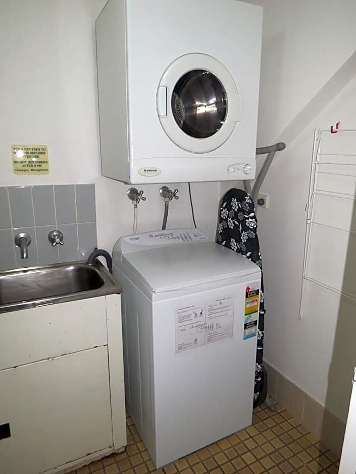 Manly Paradise Motel and Apartments