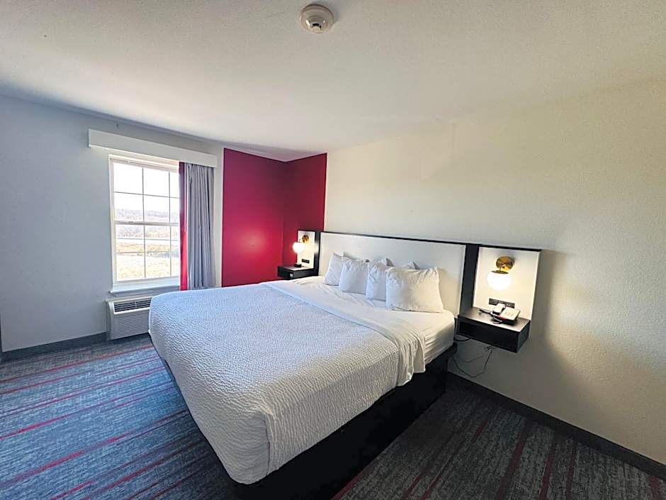 Ramada by Wyndham Sparta/At Speedway