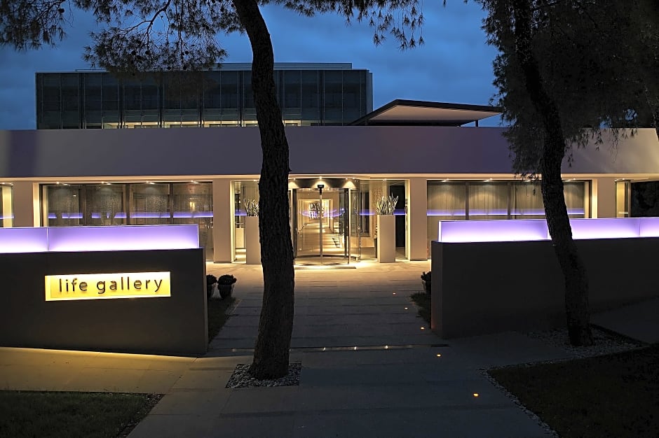 Life Gallery athens