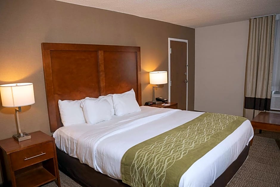 Comfort Inn & Suites Erie