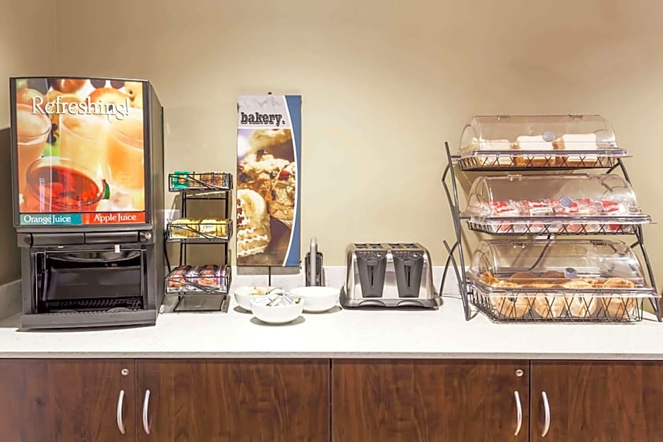 Microtel Inn & Suites by Wyndham Timmins