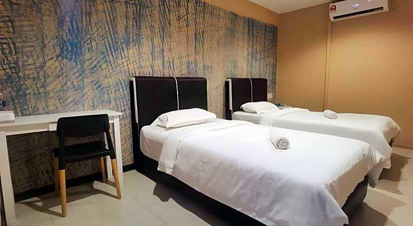 OYO HOME 90667 Chen Room Bs