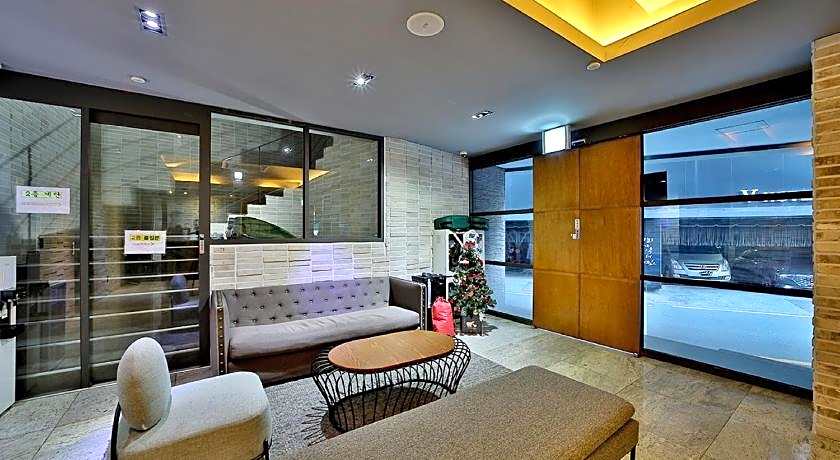 Busan Seomyeon Hound Hotel