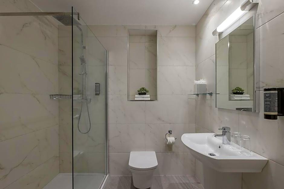 The Glenview Hotel & Leisure Club