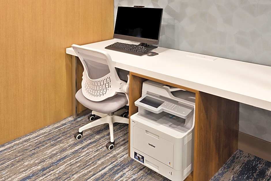 Holiday Inn Express Columbus Northeast By IHG