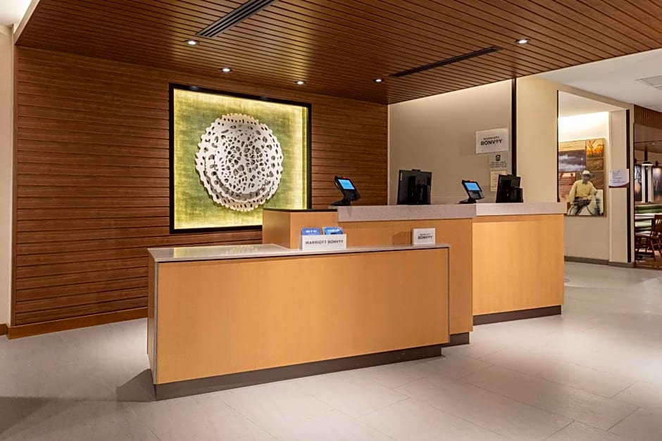 Fairfield by Marriott Inn & Suites Medford