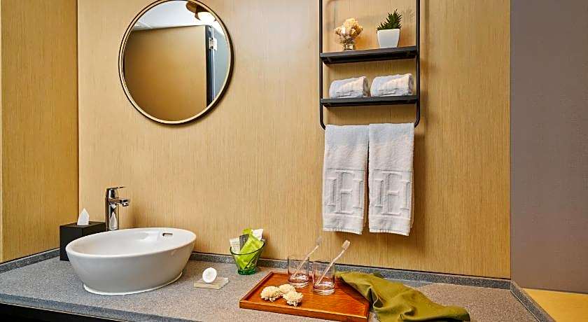 Hotel Ease Access Tsuen Wan