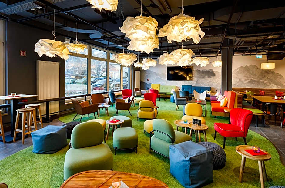 DJH moun10 Jugendherberge - Youth Hostel - membership required!