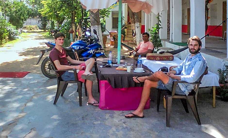 Backpacker Panda Chand Palace