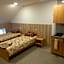 ROOMS FOR RENT