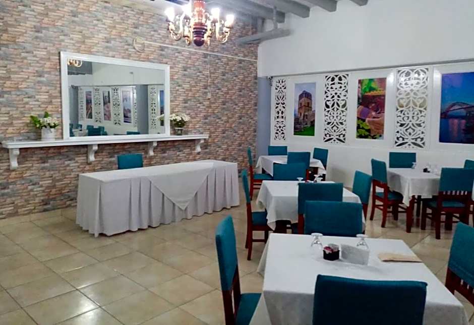 Hotel Tower House Suites