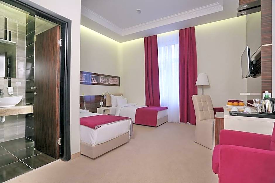 Hotel Theater Belgrade