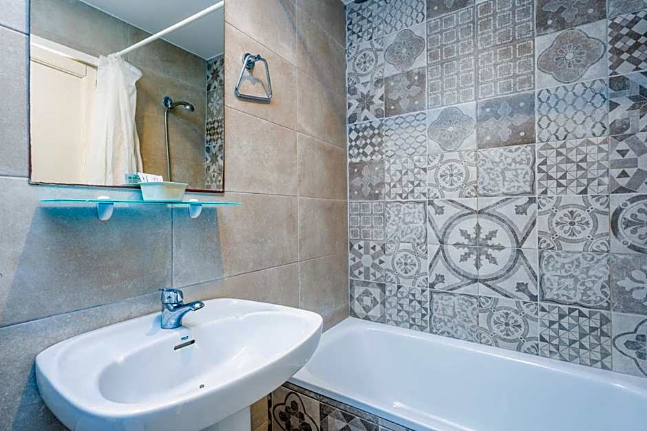 Hotel Antares