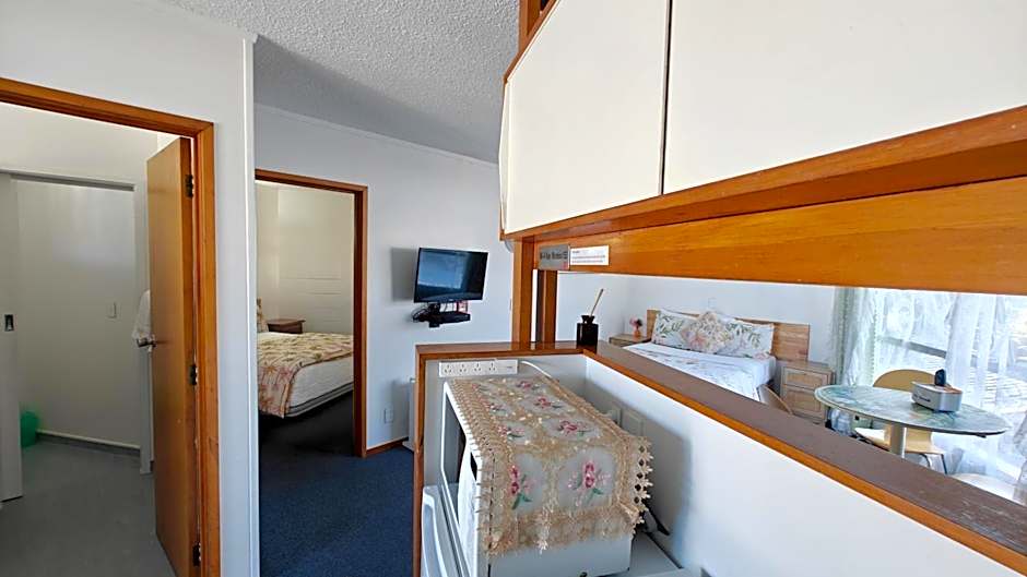 Motel Six
