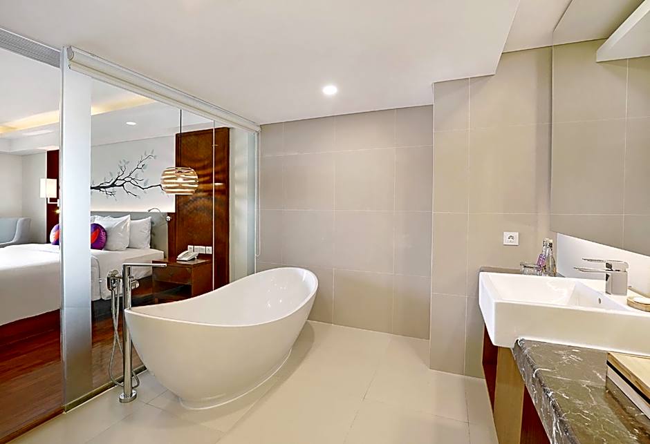 FOX Hotel Jimbaran Beach Bali