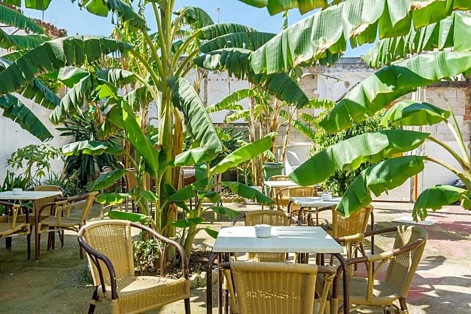 Hotel Carlos V Jerez by Vivere Stays