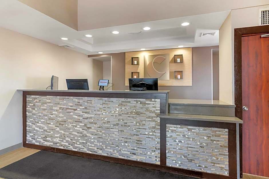 Comfort Inn Manchester Airport