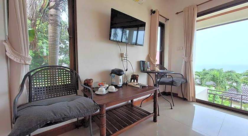 Sea Breeze @ Koh Mak