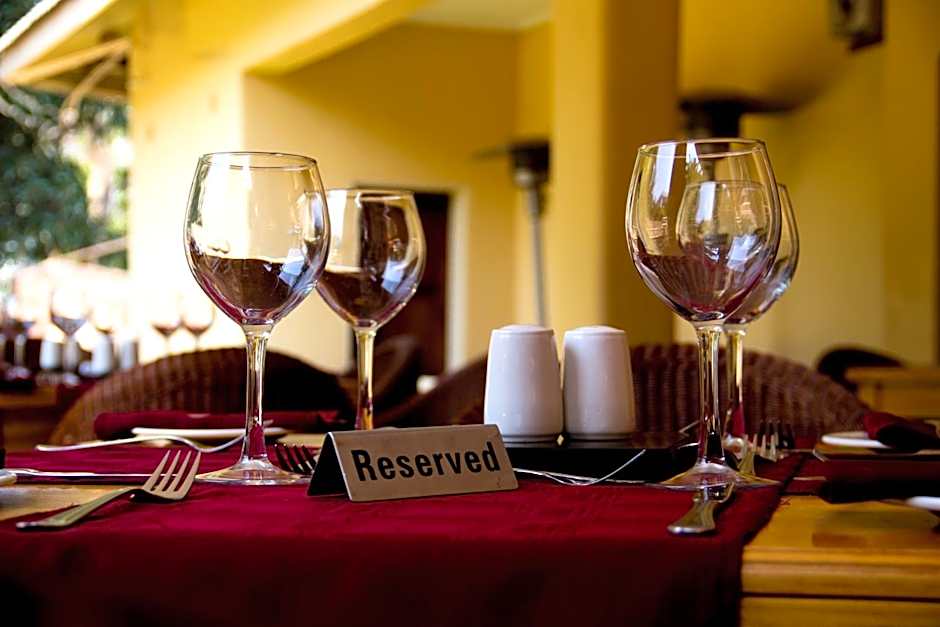 Casa Mia Lodge & Restaurant