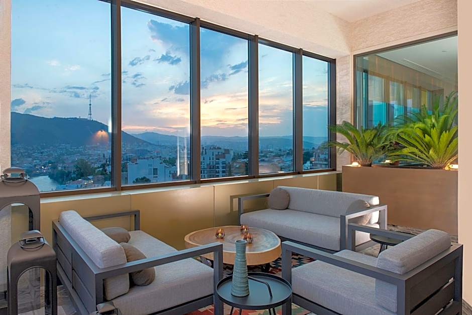 Sheraton Grand Tbilisi Metechi Palace